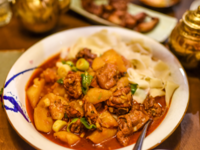 解鎖新疆大盤雞配褲帶面，再也不用去外面吃了！